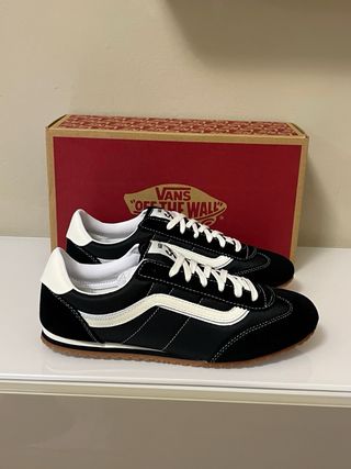 Scarpe Vans nere e bianche tg 42.5