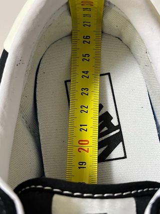 Scarpe Vans nere e bianche tg 42.5