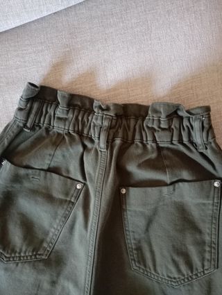 Pantalón Zara paperbag cintura alta verde caqui XS