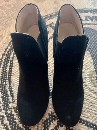 Botines tacón negros