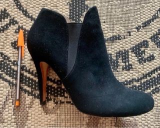 Botines tacón negros