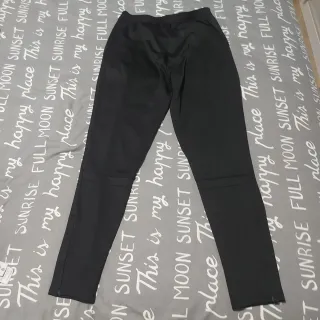2 Pantalones Nike Negros