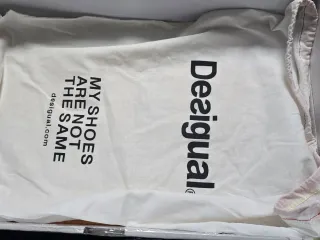 Botas altas Desigual negras y verdes