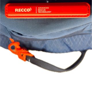 Mochila Helly Hansen Resistor 45L Recco Azul