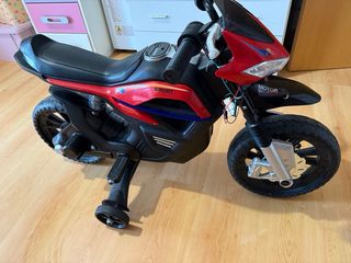 Moto elettrica per bambini rossa