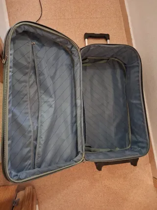 Maleta Gladiator azul marino- Muy Buen Estado