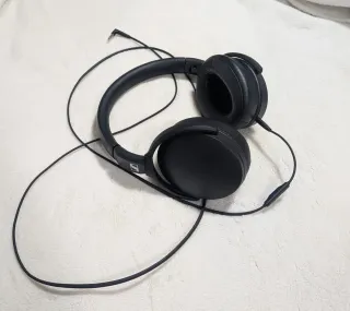 Auriculares Sennheiser HD 400s Negros