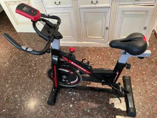 Bicicleta Spinning Songmics Negra y Roja