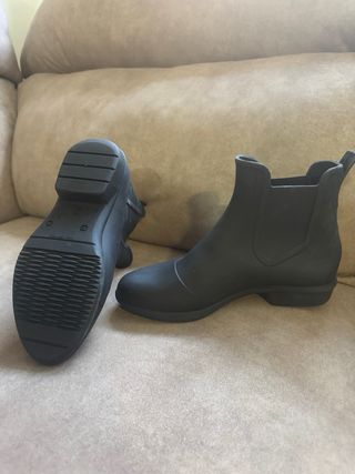 Conjunto Equitación: Casco, Botas, Pantalón y Cami