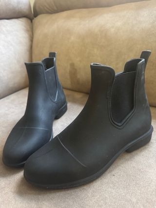 Conjunto Equitación: Casco, Botas, Pantalón y Cami