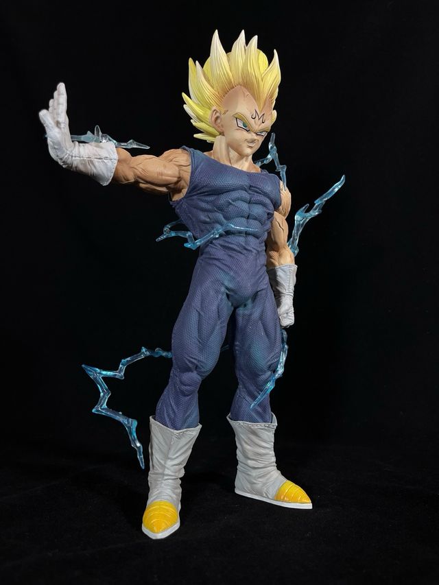 Figura Majin Vegeta 28cm Dragon Ball