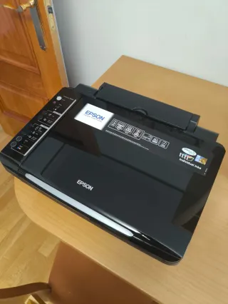 Impresora y escaneadora Epson Negra