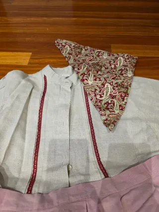 Traje regional talla 38 y alpargatas talla 39