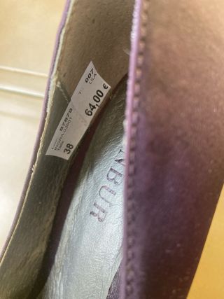 Zapatos de tacón morados MENBUR con lazo