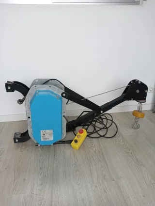 Plumilla de construcción