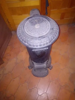 Estufa antigua hierro fundido