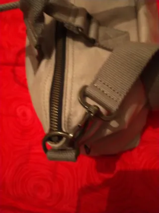 Bolso Kipling Beige/Gris Mano y Hombro