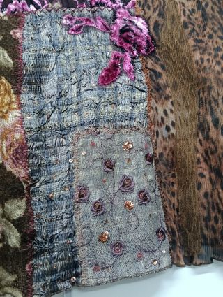 Blusa manga larga retro flores y leopardo