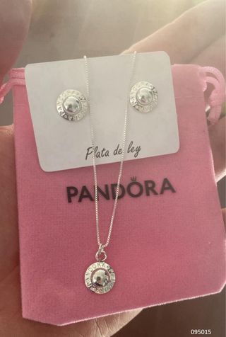 Conjunto Pandora Plata de Ley Collar y Pendientes