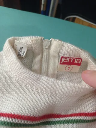 Ropita tejida para muñeca