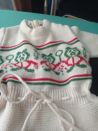 Ropita tejida para muñeca