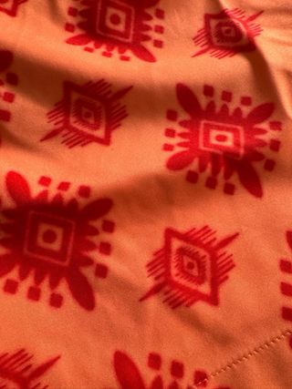 Conjunto chaleco y falda pantalón estampado