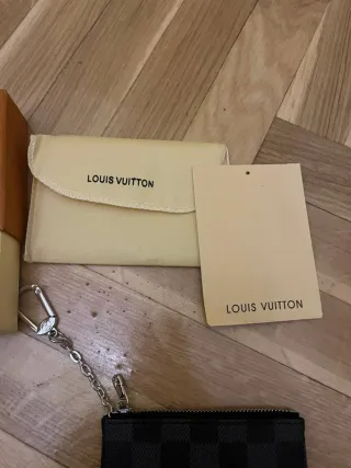 Monedero Louis Vuitton Negro Cuadros