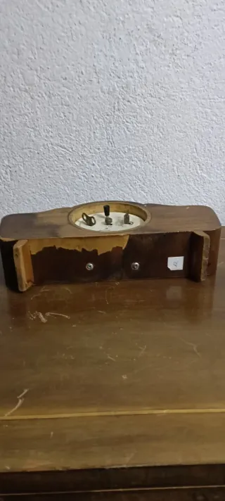 Sveglia d'epoca in legno Junghans Germania