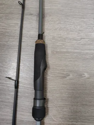 Caña de pescar spinning