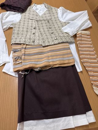 Traje Fallero Beige y Marrón  niños 12 años