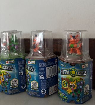 10 Figuras MetaZells + Expositor