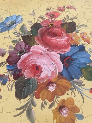 Vassoio antico in ferro decorato fiori