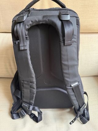 Mochila Incase ICON 23L Negra
