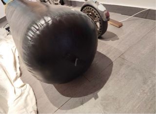 Saco de boxeo Everlast negro cuero 20kg