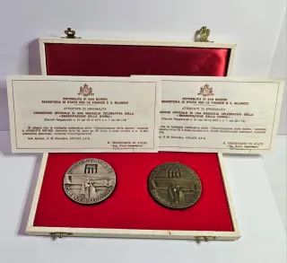 Set di Medaglie Emancipazione Donna San Marino Arg