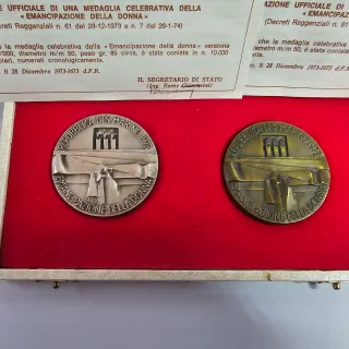 Set di Medaglie Emancipazione Donna San Marino Arg