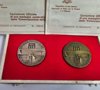 Set di Medaglie Emancipazione Donna San Marino Arg