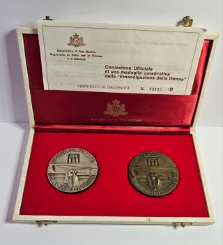 Set di Medaglie Emancipazione Donna San Marino Arg