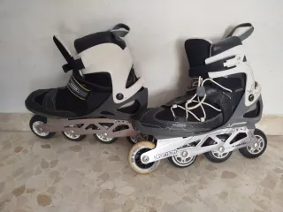 Patines en línea negro y blanco con mochila