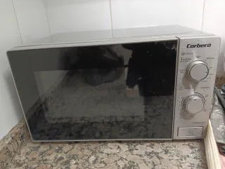 Microonde Corberó grigio metallizzato