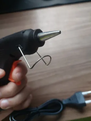 Pistola de silicona 100-240V