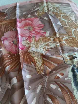 Foulard Seta Salvatore Ferragamo Animali Floreale