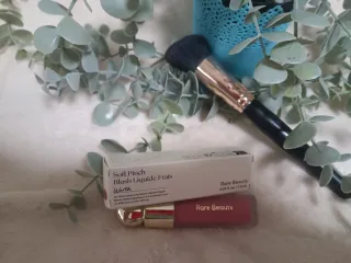 Rare Beauty Soft Pinch Worth Colorete Líquido