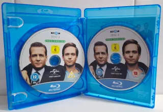 SUITS - 1° TEMPORADA [BLU-RAY]