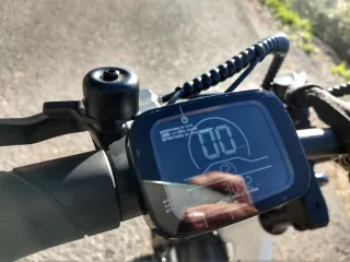 Bicicleta Eléctrica Fat Bike Blanca motor 250W