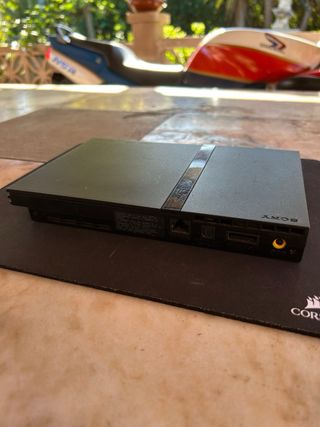 PlayStation 2 Slim Negra