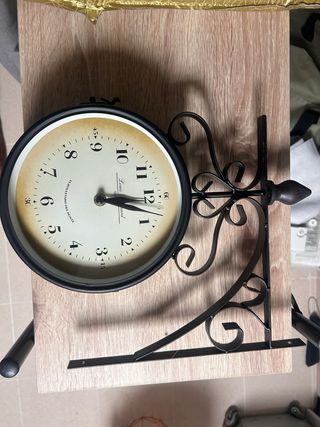 Reloj de Pared Vintage Doble Cara