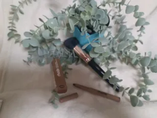 Delineador de labios Rhode Beige/Marrón