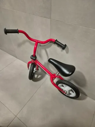 Bicicleta sin pedales Chicco Red Bullet