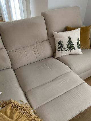 Divano chaise longue con motore e cassetto